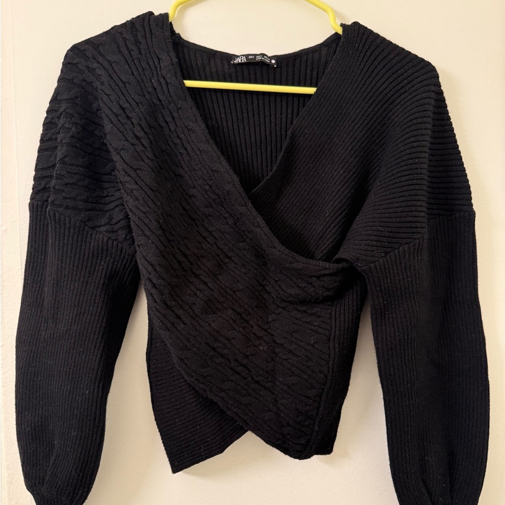 Zara Black Knit V-Neck Sweater